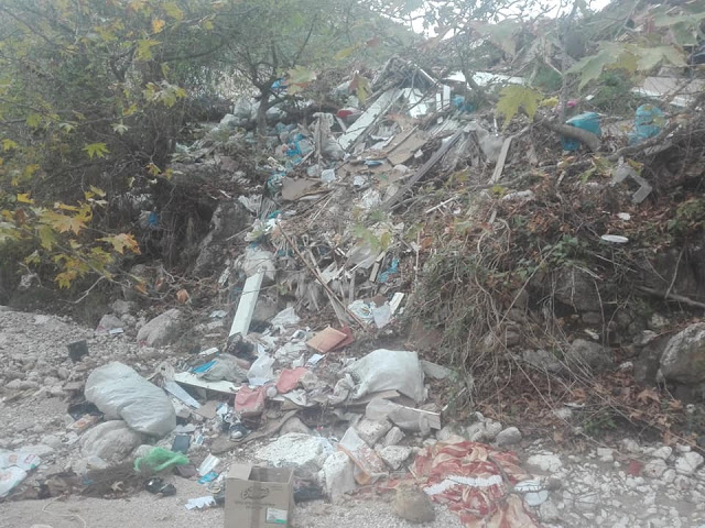 Γεμάτος σκουπίδια ο Ποταμός στο ΜΟΝΑΣΤΗΡΑΚΙ Βόνιτσας - ΦΩΤΟ - Φωτογραφία 3