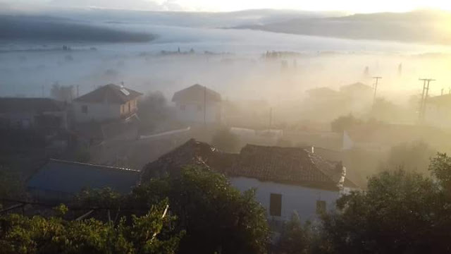 Πνιγμένη στην ομίχλη ξύπνησε η ΜΠΑΜΠΙΝΗ - [ΦΩΤΟ] - Φωτογραφία 2