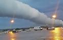 Εντυπωσιακό φαινόμενο πάνω από την Αττική- Μας ήρθε και το roll cloud - Φωτογραφία 1