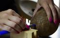 ΚΑΤΑΣΚΕΥΕΣ - Πώς να φτιάξετε μοναδικά μπολ από το κέλυφος μιας καρύδας - Φωτογραφία 3