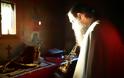 12723 - Θεία Λειτουργία στο παρεκκλήσι του Αγίου Νεκταρίου της Ιεράς Μονής Βατοπαιδίου (φωτογραφίες) - Φωτογραφία 14