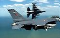 Προκαλεί η Τουρκία: F-16 πέταξε πάνω από το Καστελόριζο