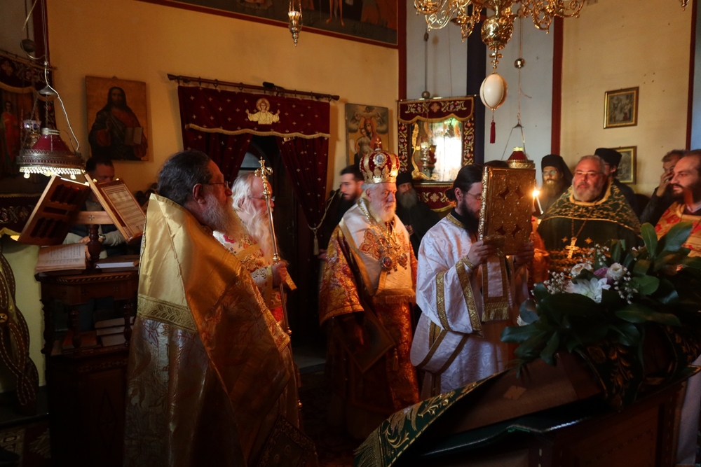 12760 - Η ανακομιδή των λειψάνων του Αγίου Γεωργίου στην Ιερά Καλύβη των Ιωασαφαίων στα Καυσοκαλύβια - Φωτογραφία 60