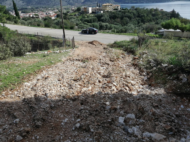 ΕΙΚΟΝΕΣ απο την Κατολίσθηση στην περιοχή Λούμπα στον ΑΣΤΑΚΟ - Φωτογραφία 6