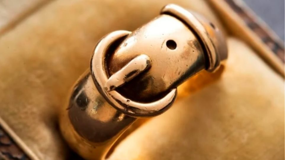 Όσκαρ Ουάιλντ: Bρέθηκε 20 χρόνια μετά το χρυσό δαχτυλίδι που χάρισε σε συμφοιτητή του - Φωτογραφία 1