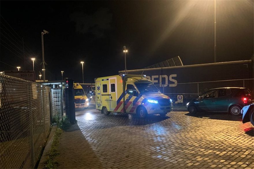25 μετανάστες βρέθηκαν σε φορτηγό πλοίο με προορισμό τη Βρετανία - Φωτογραφία 1