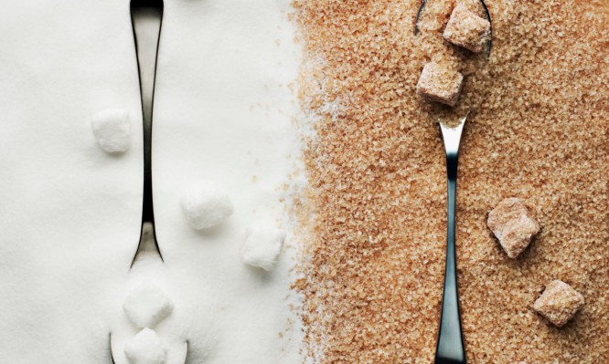 Λευκή ή καστανή (μαύρη) ζάχαρη; Δείτε ποια είναι τελικά πιο υγιεινή… - Φωτογραφία 1