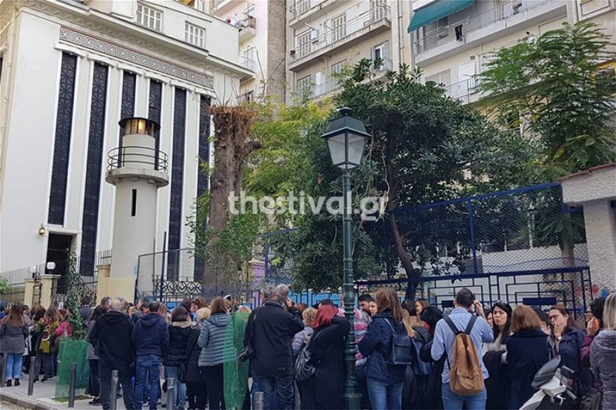 Κοσμοσυρροή για μια ξενάγηση στο «σπίτι» των Μασόνων! - Φωτογραφία 2