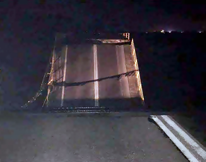 Έπεσε η γέφυρα στο Χαράκι - Φωτογραφία 1