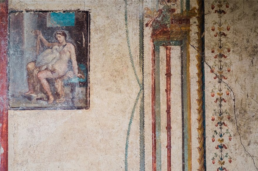 Στην Πομπηία παρουσιάζεται για πρώτη φορά η ερωτική νωπογραφία της Λήδας και του Δία - Φωτογραφία 2