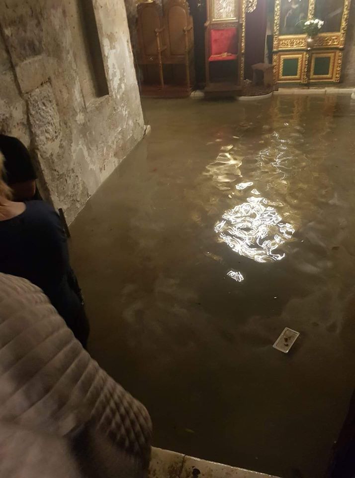 Πλημμύρισε ο Αγ. Φανούριος στην Παλιά Πόλη της Ρόδου - Φωτογραφία 5