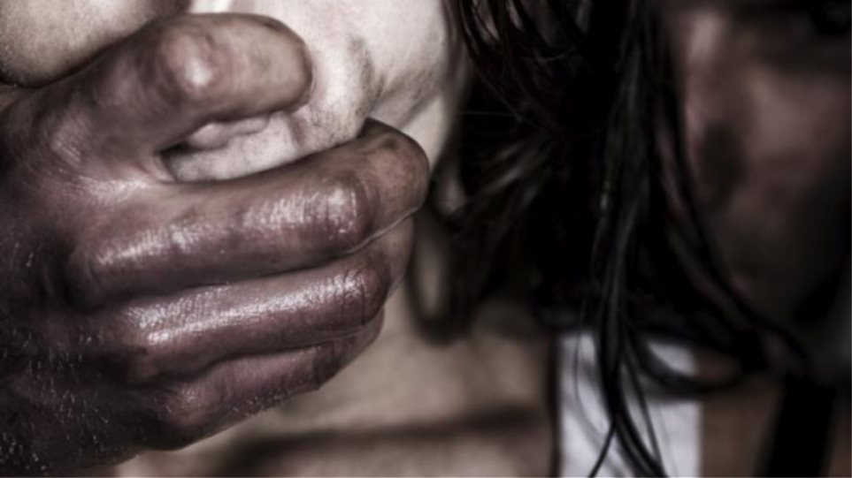 Ιταλία: Μεγάλο μέρος του πληθυσμού ρίχνει στις γυναίκες το φταίξιμο για τις σεξουαλικές επιθέσεις - Φωτογραφία 1