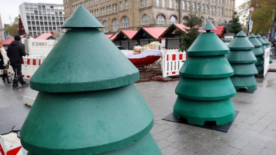 Γερμανία: Δέντρα από μπετόν στις χριστουγεννιάτικες αγορές για το φόβο της τρομοκρατίας - Φωτογραφία 1