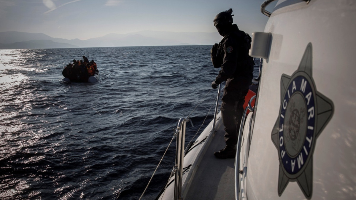 Frontex: Προκήρυξε 700 θέσεις συνοριοφυλάκων-Πού θα κάνετε αίτηση (ΦΥΛΛΑΔΙΟ) - Φωτογραφία 1