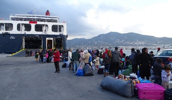 Νέο κύμα προσφύγων και μεταναστών σε Σαμοθράκη, Λέσβο και Χίο - Περισσότεροι από 120 στον Πειραιά - Φωτογραφία 1
