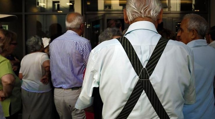 Απίστευτο: 8.000 συνταξιούχοι πρέπει να επιστρέψουν 28 εκατ. ευρώ λόγω... λάθους - Φωτογραφία 1