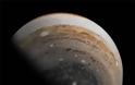 NASA: Εκπληκτική φωτογραφία του πλανήτη Δία από το Juno - Φωτογραφία 2