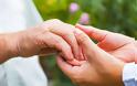 Τρόμος χεριών: Νέα θεραπεία μετριάζει το ενοχλητικό σύμπτωμα