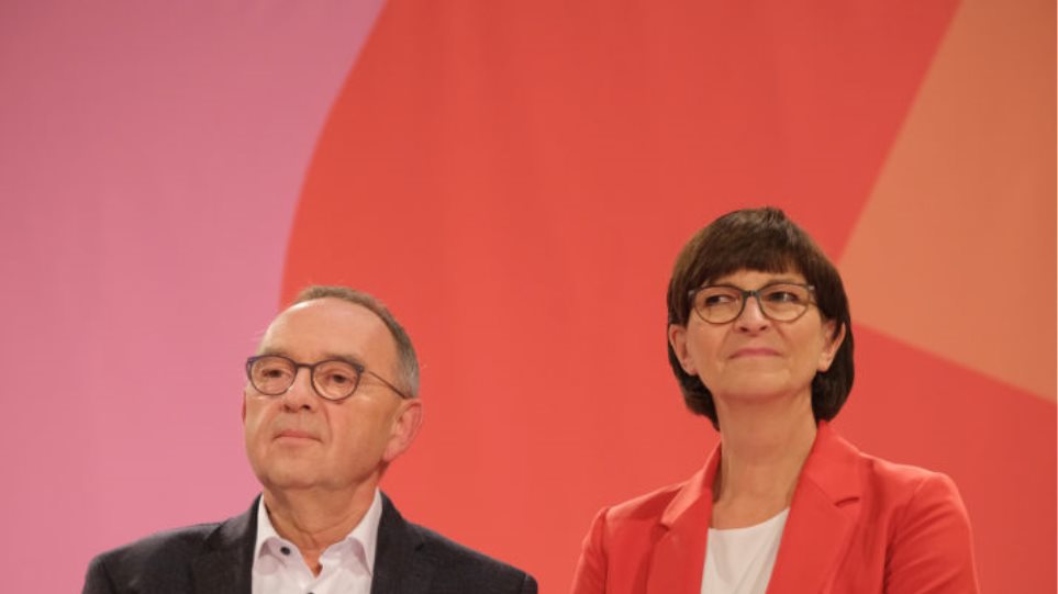 Γερμανία: Ο Νόρμπερτ Βάλτερ - Μπόργιανς και η Σάσκια Έσκεν η νέα ηγεσία του SPD - Φωτογραφία 1