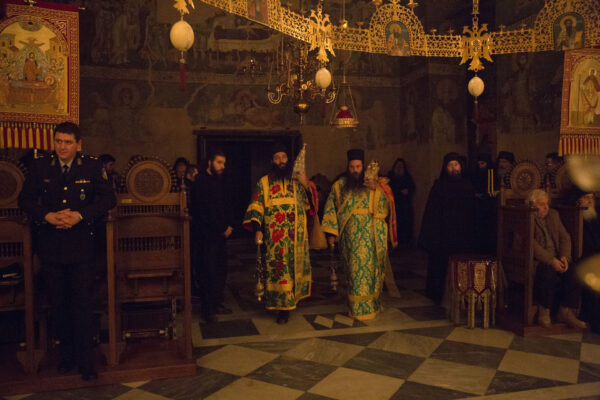 12824 - Φωτογραφίες από την Ιερά Αγρυπνία στο Πρωτάτο επί τη ανακομιδή των Ιερών Λειψάνων του Αγίου Κοσμά Πρώτου Βατοπαιδινού - Φωτογραφία 19