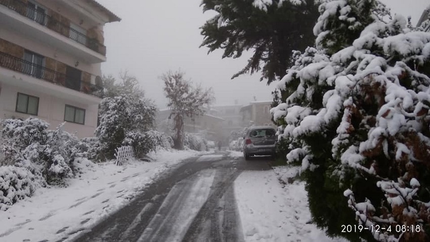 Στα λευκά η Βόρεια Ελλάδα -Tα πρώτα χιόνια στο ορεινά και ημιορεινά της Θεσσαλονίκης - Φωτογραφία 1