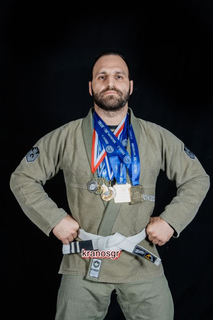 Ένας ΕΠΟΠ Επιλοχίας Πρωταθλητής του Brazilian jiu jitsu - Φωτογραφία 3
