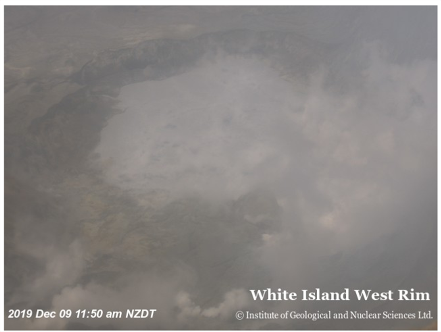 Έκρηξη ηφαιστείου στο White Island - Φωτογραφία 2