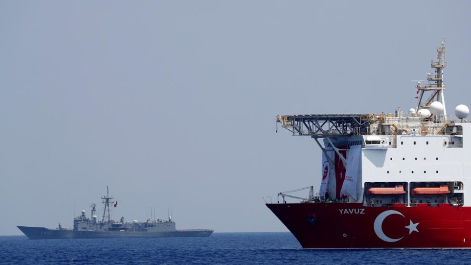 Τουρκικό πολεμικό πλοίο εκδίωξε ισραηλινό ερευνητικό από την κυπριακή ΑΟΖ - Φωτογραφία 1