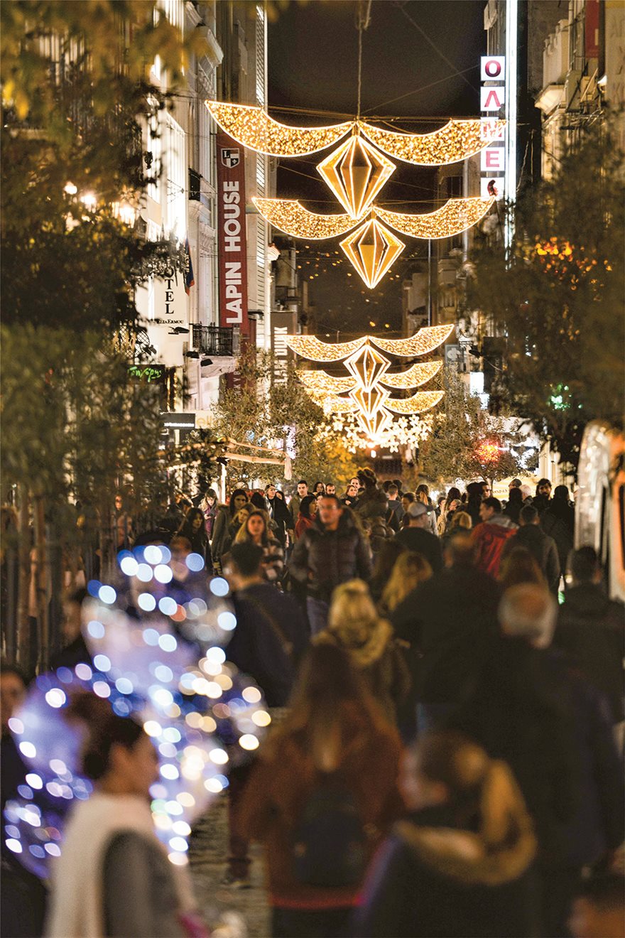 Χριστούγεννα: Πώς... άλλαξαν τα φώτα στην Αθήνα - Φωτογραφία 9