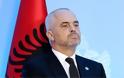 Αλβανία: Η βουλή ενέκρινε τα μέτρα περί συκοφαντικής δυσφήμισης παρά τις έντονες αντιδράσεις