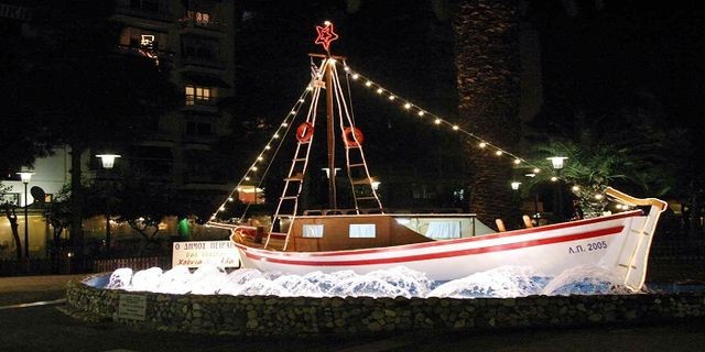Γιατί οι Έλληνες στολίζουμε καράβι τα Χριστούγεννα; - Φωτογραφία 2