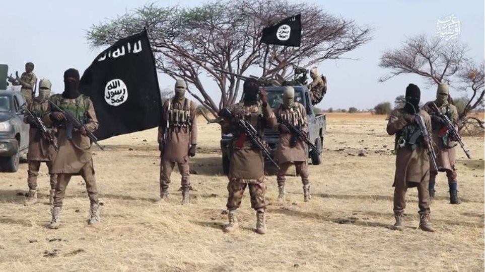 Μπουρκίνα Φάσο: Το Ισλαμικό Κράτος ανέλαβε την ευθύνη για την επίθεση σε στρατιωτική βάση - Φωτογραφία 1