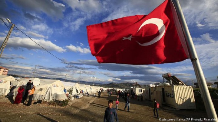 Αγωνία για την προσφυγική συμφωνία Ε.E. - Toυρκίας - Φωτογραφία 1