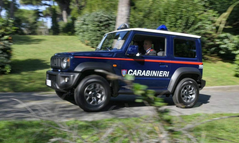 Οι Καραμπινιέρι επιλέγουν Suzuki Jimny - Φωτογραφία 1