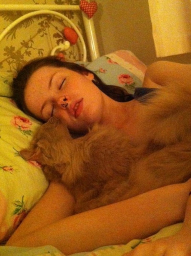 Σύνδρομο ωραίας κοιμωμένης: Μια μητέρα περιγράφει τη δύσκολη ζωή με την κόρη της που κοιμάται 22 ώρες τη μέρα - Φωτογραφία 2