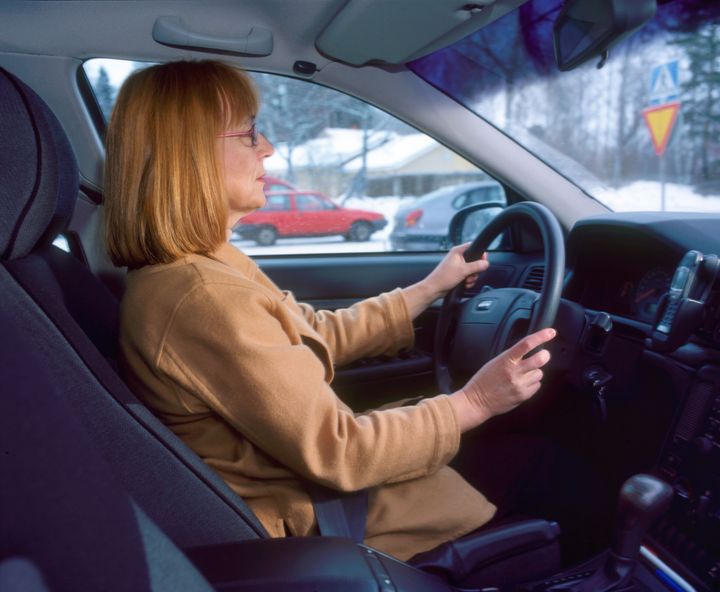 Οι γυναίκες είναι πιο ευάλωτες από τους άντρες στα τροχαία - Φωτογραφία 2