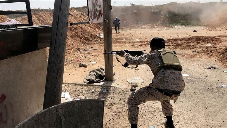Λιβύη: Στη Σύρτη μπαίνει ο στρατός του Χαφτάρ - Φωτογραφία 1