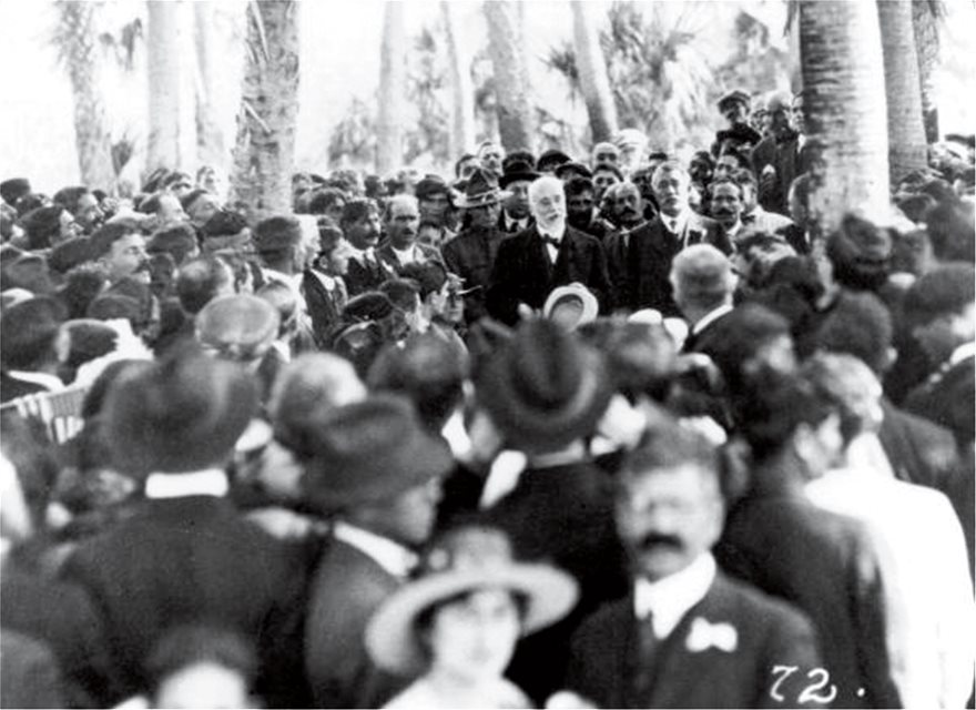 O Mητσοτάκης στο Τάρπον Σπρινγκς - Επίσκεψη πρωθυπουργού 100 χρόνια μετά τον Βενιζέλο - Φωτογραφία 2