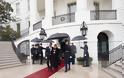 Η επίσκεψη Μητσοτάκη στο Λευκό Οίκο σε 10 +1 φωτο καρέ - Φωτογραφία 12
