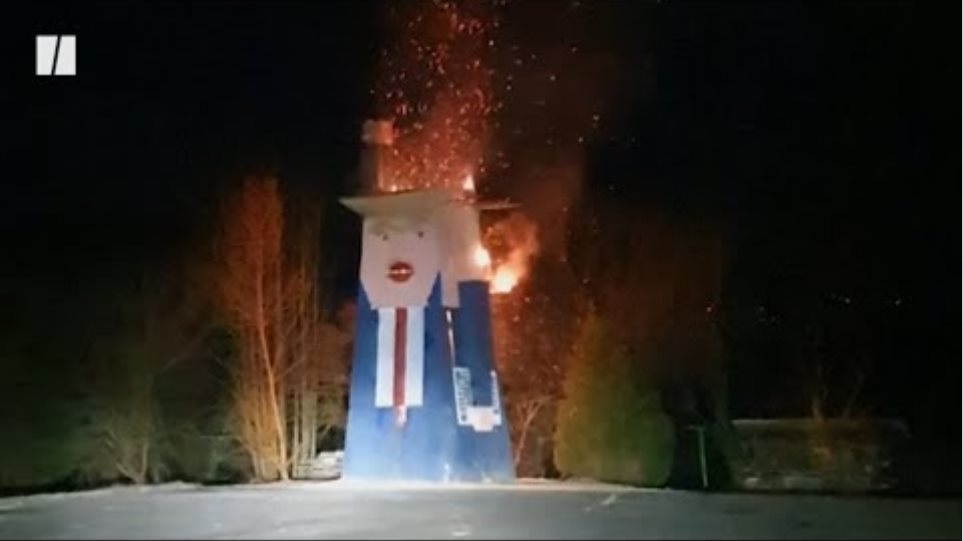 Σλοβενία: Έκαψαν ξύλινο άγαλμα με τον διπρόσωπο Τραμπ - Δείτε βίντεο - Φωτογραφία 2