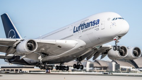 Η Lufthansa και η Austrian Airlines αναστέλλουν τις πτήσεις τους προς το Ιράν - Φωτογραφία 1