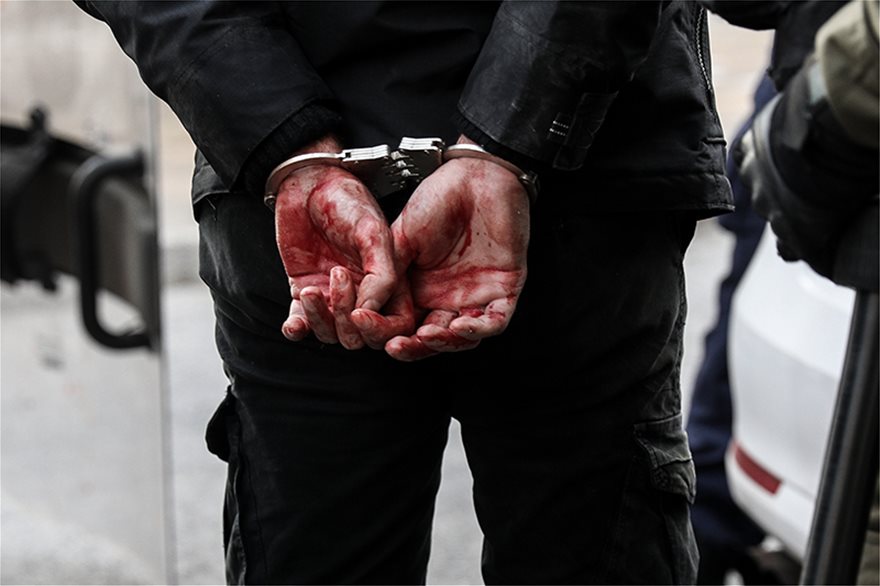Επιχείρηση της αστυνομίας στο Κουκάκι: Εισβολή αστυνομικών στις καταλήψεις - Φωτογραφία 24