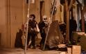 Επιχείρηση της αστυνομίας στο Κουκάκι: Εισβολή αστυνομικών στις καταλήψεις - Φωτογραφία 13