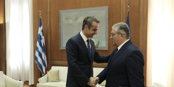 Τετ α τετ Μητσοτάκη με Κουτσούμπα: Ο Πρωθυπουργός ενημερώνει για ελληνοτουρκικά, εκλογικό νόμο - Φωτογραφία 1