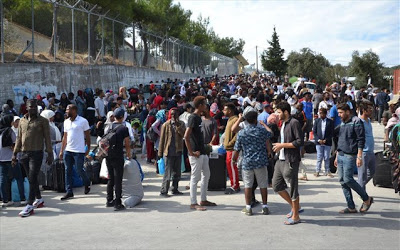 Γενική απεργία και συγκεντρώσεις στο Βόρειο Αιγαίο για το μεταναστευτικό - Φωτογραφία 1