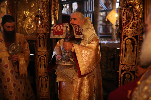 13031 - Φωτογραφίες από τον σημερινό εορτασμό της Περιτομής του Κυρίου και του Αγίου Βασιλείου στο Βατοπαίδι. Κοπή βασιλόπιτας - Φωτογραφία 30