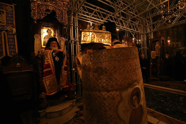 13031 - Φωτογραφίες από τον σημερινό εορτασμό της Περιτομής του Κυρίου και του Αγίου Βασιλείου στο Βατοπαίδι. Κοπή βασιλόπιτας - Φωτογραφία 6