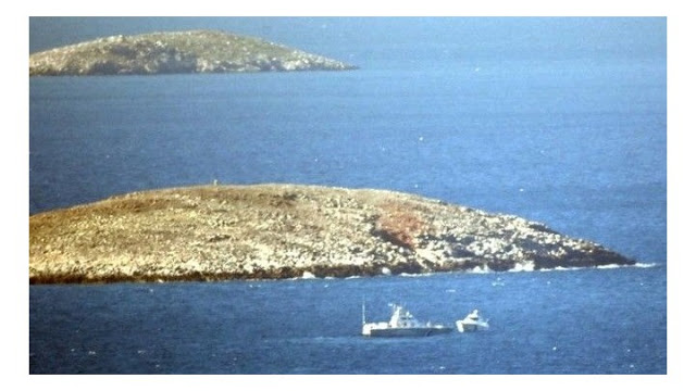Συγκλονίζουν οι Έλληνες ψαράδες για τις τουρκικές προκλήσεις: «Δεν μπορούμε να πλησιάσουμε στα Ίμια» - Φωτογραφία 1