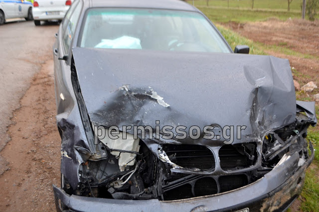 Τραγικό τροχαίο στη Λιβαδειάς - Θηβών: Κόπηκε στη μέση το αυτοκίνητο των δυο φίλων που έχασαν τη ζωή τους - Φωτογραφία 5