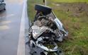 Τραγικό τροχαίο στη Λιβαδειάς - Θηβών: Κόπηκε στη μέση το αυτοκίνητο των δυο φίλων που έχασαν τη ζωή τους - Φωτογραφία 3
